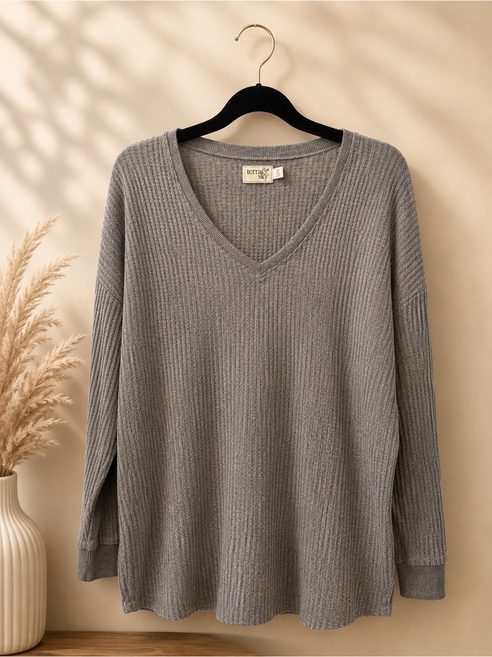 Women's Gray V-Neck Ribbed Sweater